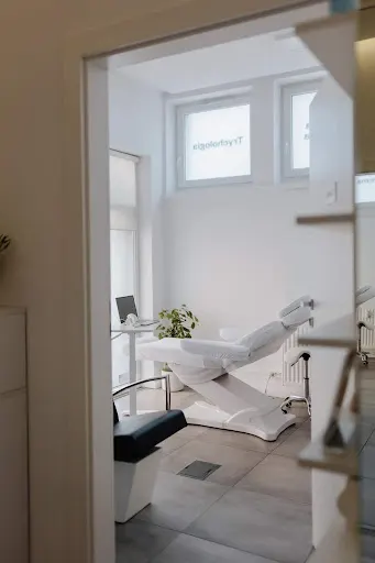 Bloom - Klinika Skóry i Włosa